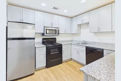 711 W 32nd Street #106, Austin, TX 78705 - Photo 7