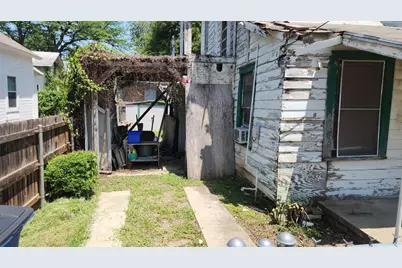 85 W Navasota Street, Austin, TX 78702 - Photo 7