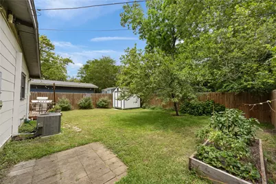 1106 Arcadia Avenue, Austin, TX 78757 - Photo 13