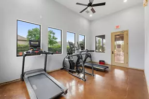 2101 Town Centre Dr, Round Rock, TX 78664 - Photo 23
