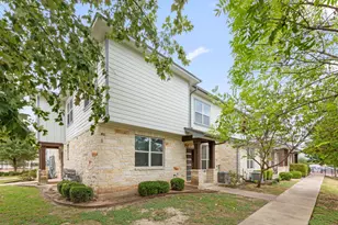 2101 Town Centre Dr, Round Rock, TX 78664 - Photo 9