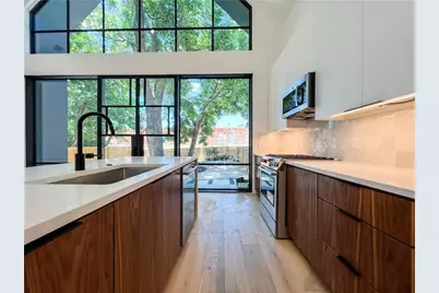 2604 Oaklawn Avenue #2, Austin, TX 78722 - Photo 3