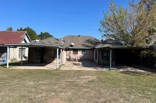 509 Bowser St, Rockdale, TX 76567 - Photo 11
