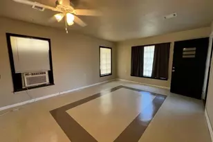 509 Bowser St, Rockdale, TX 76567 - Photo 5