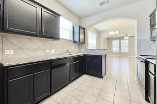 401 Katmai Cir, Pflugerville, TX 78660 - Photo 13