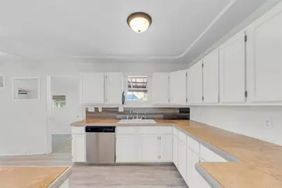 20235 Engelmann Lane, Manor, TX 78653 - Photo 7