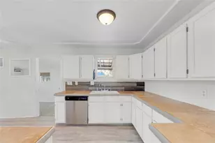 20235 Engelmann Ln, Manor, TX 78653 - Photo 7