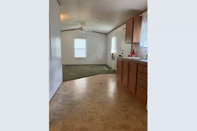 113 Valley Lane, Smithville, TX 78957 - Photo 5