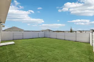 134 Summer Dr, Elgin, TX 78621 - Photo 37