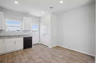 134 Summer Dr, Elgin, TX 78621 - Photo 7