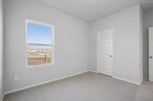 134 Summer Dr, Elgin, TX 78621 - Photo 25