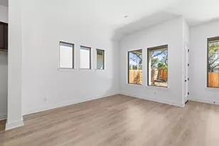 408 Five Mile Crk Wy, Kyle, TX 78640 - Photo 15