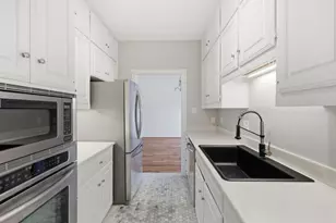 1626 Palma Plaza, Austin, TX 78703 - Photo 19