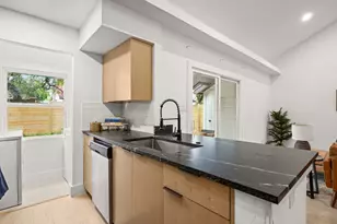 6807 Woodhue Dr, Austin, TX 78745 - Photo 11