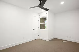 6807 Woodhue Dr, Austin, TX 78745 - Photo 23