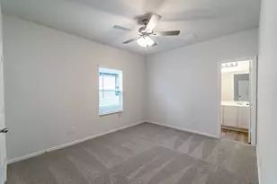 207 Everglades Dr, Kyle, TX 78640 - Photo 9