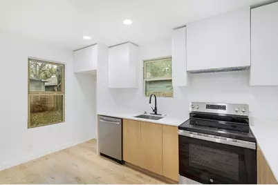 2404 Santa Rita Street, Austin, TX 78702 - Photo 11