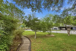 2902 Dover Pl, Austin, TX 78757 - Photo 27