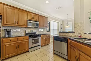 1610 Hidden Springs Path, Round Rock, TX 78665 - Photo 13