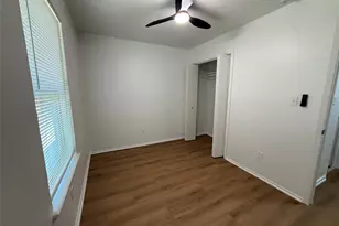 1009 Alex St, Lockhart, TX 78644 - Photo 7