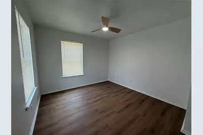 1009 Alex Street #B, Lockhart, TX 78644 - Photo 3
