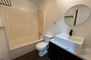 1009 Alex St, Lockhart, TX 78644 - Photo 7