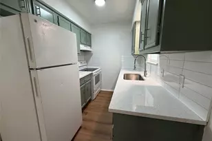 1009 Alex St, Lockhart, TX 78644 - Photo 5