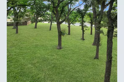 130 Milagros, Seguin, TX 78155 - Photo 5