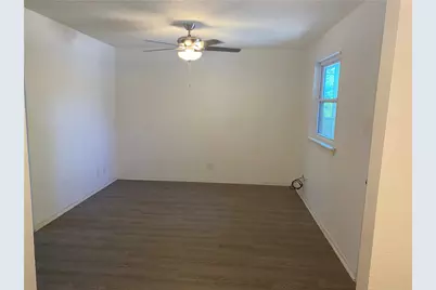 2401 Manor Road #207, Austin, TX 78722 - Photo 3