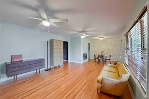 729 N Main St, Lexington, TX 78947 - Photo 3