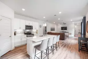 233 New Hampton Wy, San Marcos, TX 78666 - Photo 3
