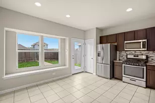 1006 Sand Post Pl, San Marcos, TX 78666 - Photo 11