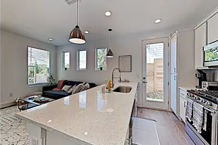 5314 Downs Dr, Austin, TX 78721 - Photo 5