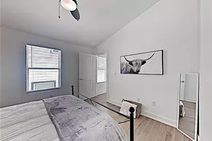 5314 Downs Dr, Austin, TX 78721 - Photo 15