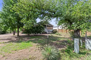 813 Airway St, Kingsland, TX 78639 - Photo 1