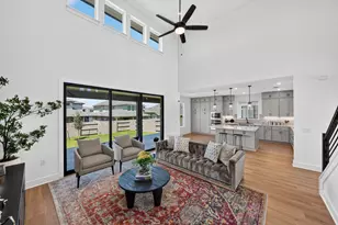 9204 The Ravine Wy, Austin, TX 78744 - Photo 5