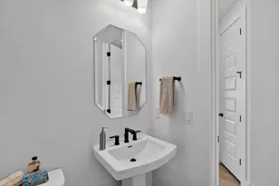 9204 The Ravine Wy, Austin, TX 78744 - Photo 17
