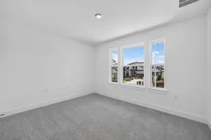 9204 The Ravine Wy, Austin, TX 78744 - Photo 11