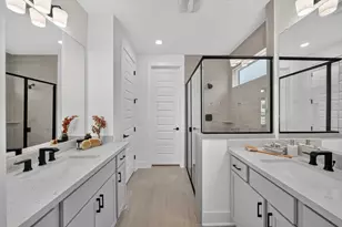 9204 The Ravine Wy, Austin, TX 78744 - Photo 9