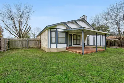 5610 Meadow Crest, Austin, TX 78744 - Photo 23