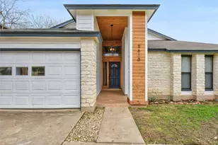 5610 Meadow Crest, Austin, TX 78744 - Photo 21