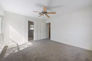 5507 Mapleleaf Dr, Austin, TX 78723 - Photo 21