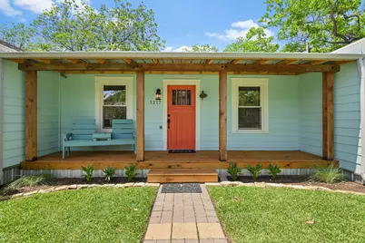 1217 Fairground Street, Taylor, TX 76574 - Photo 3