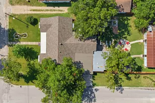 1217 Fairground St, Taylor, TX 76574 - Photo 39