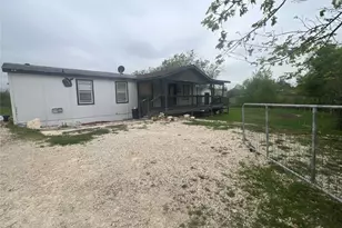 106 Bridle Path, Kyle, TX 78640 - Photo 25