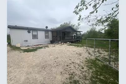 106 Bridle Path #B, Kyle, TX 78640 - Photo 25