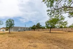 146 Guajolote ST, Cedar Creek, TX 78612 - Photo 19