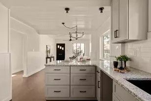 5611 Joe Sayers Ave, Austin, TX 78756 - Photo 7