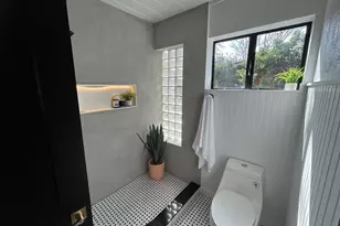 5611 Joe Sayers Ave, Austin, TX 78756 - Photo 11