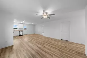 354 Low Pasture Trl, Maxwell, TX 78656 - Photo 5